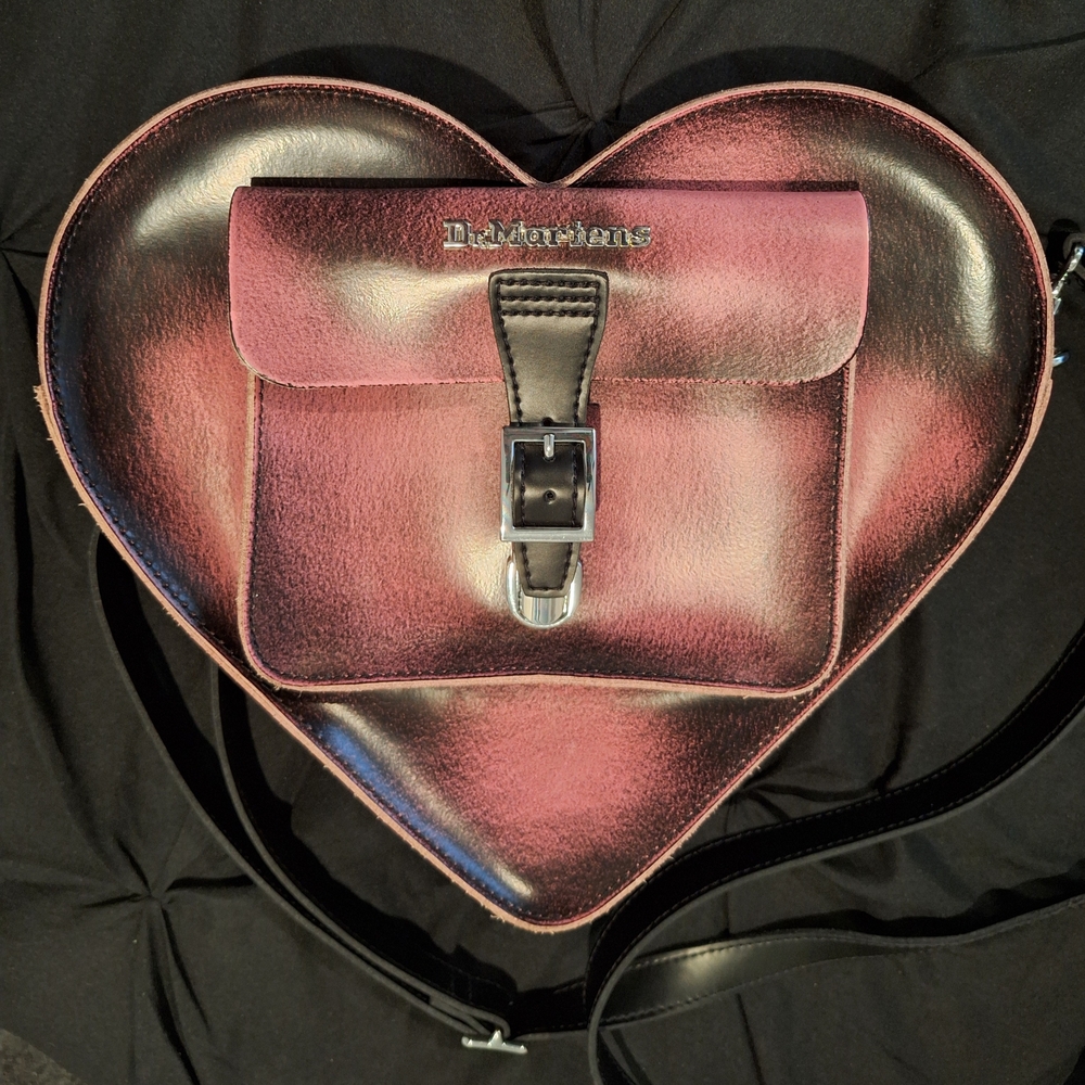 DR.MARTENS PINK & BLACK HEART CONVERTIBLE CROSSBODY  LEATHER